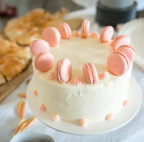 Romeo & Juliet Cake – BakeClub