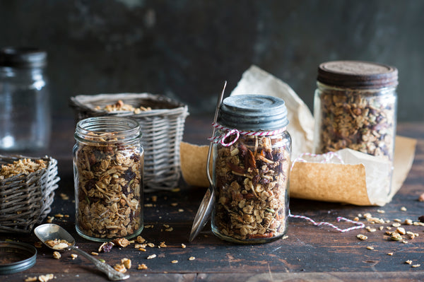 Maple, cardamom and almond granola | Christmas recipes | BakeClub