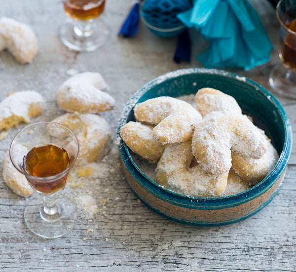 Vanilla Crescents (Vanillekipferl) | Christmas baking
